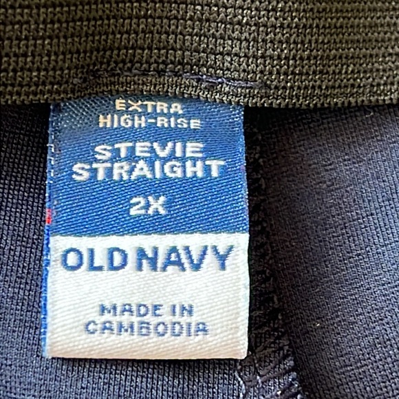 Old Navy Extra High-Waisted Stevie Straight Pull-on Pants - Picture 5 of 13